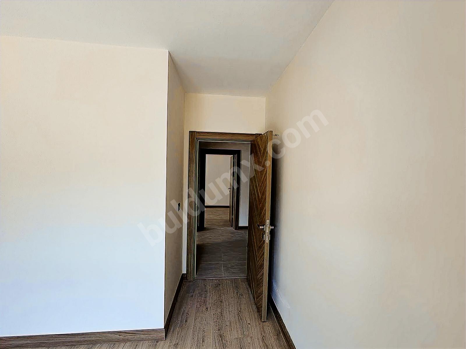 VİP LİNE'DEN İKİZCE TOKİ ANAYOL ÜSTÜ KİRALIK DAİRE 3+1 - Fotoğraf 10