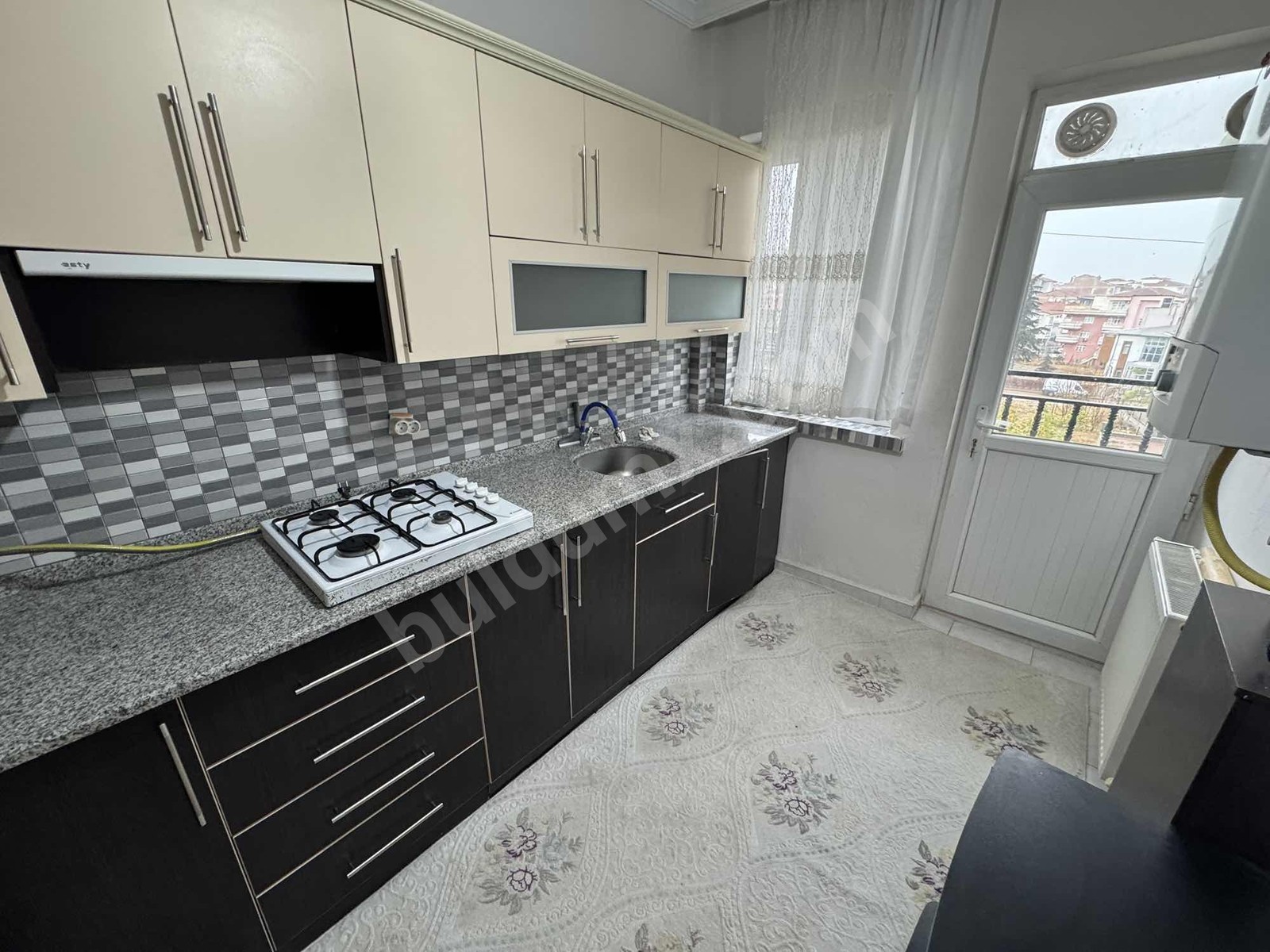 VİP LİNE GAYRİMENKULDEN EŞYALI DAİRE KUBİLAY LİSESİ ÇİVARI - Fotoğraf 8