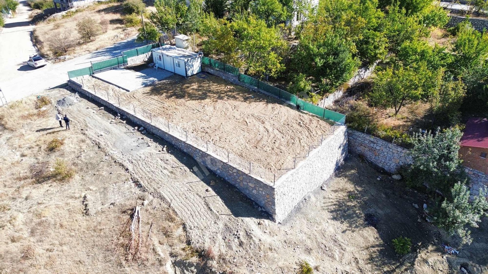 VİP LİNE GAYRİMENKULDEN ADIYAMAN YOL ÜZERİ 4 KATA İMARLI 500 M2 - Fotoğraf 11