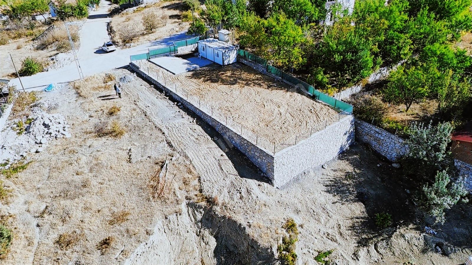 VİP LİNE GAYRİMENKULDEN ADIYAMAN YOL ÜZERİ 4 KATA İMARLI 500 M2 - Fotoğraf 10