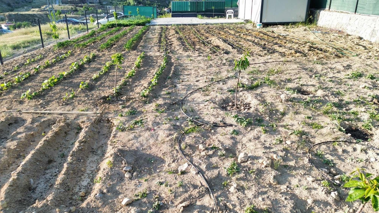 VİP LİNE GAYRİMENKULDEN ADIYAMAN YOL ÜZERİ 4 KATA İMARLI 500 M2 - Fotoğraf 8