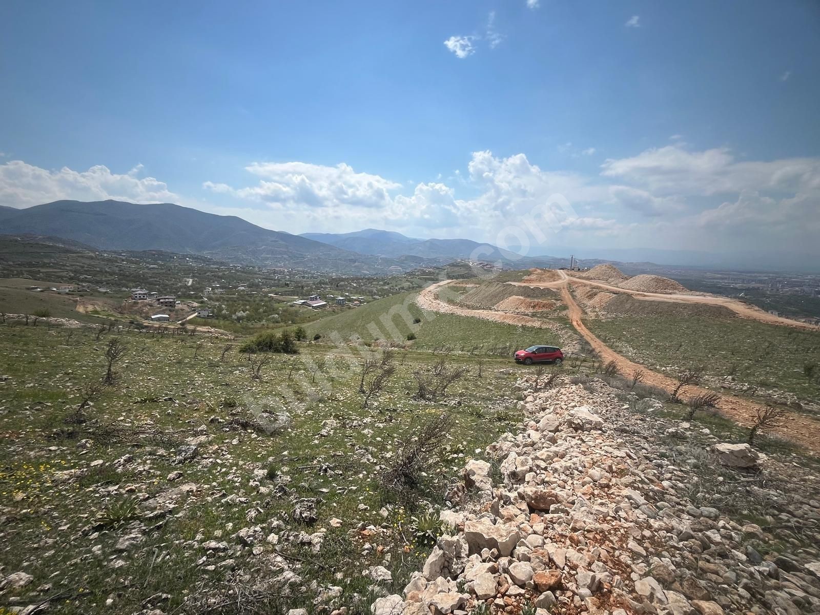 Tecde Manas Villaları Bölgesinde Satılık Villa İmarlı Arsa - Fotoğraf 4