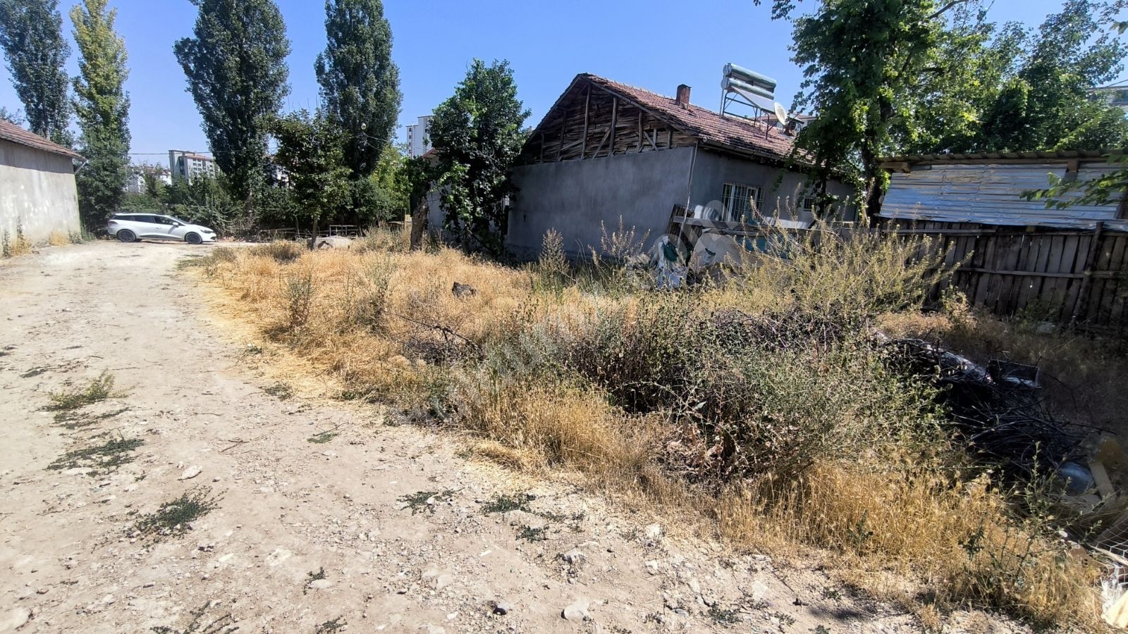 Tecde Yüz akı Bostanbaşı Ara Bölgede Satılık 272 M2 Arsa - Fotoğraf 6