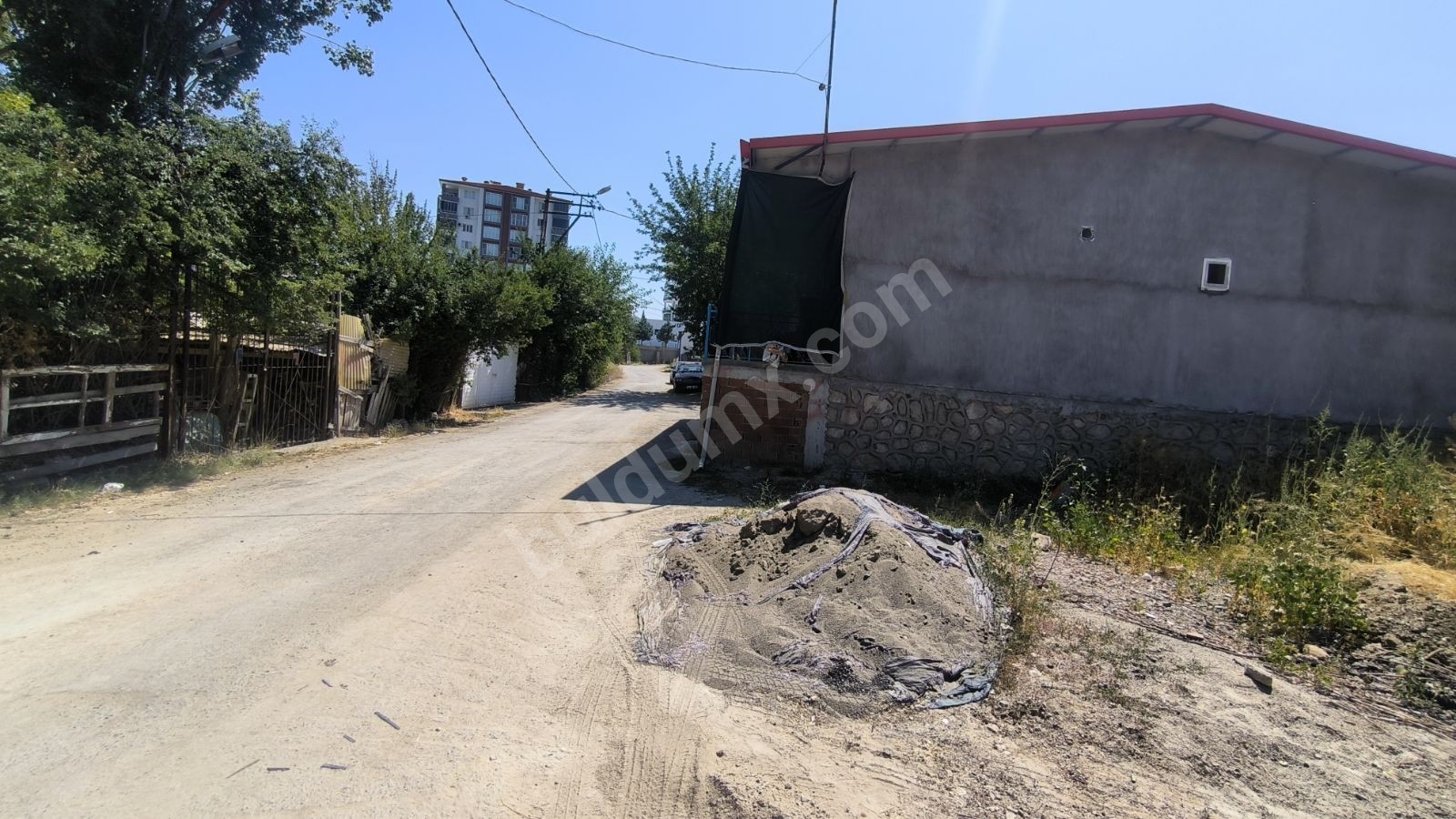 Tecde Yüz akı Bostanbaşı Ara Bölgede Satılık 272 M2 Arsa - Fotoğraf 10