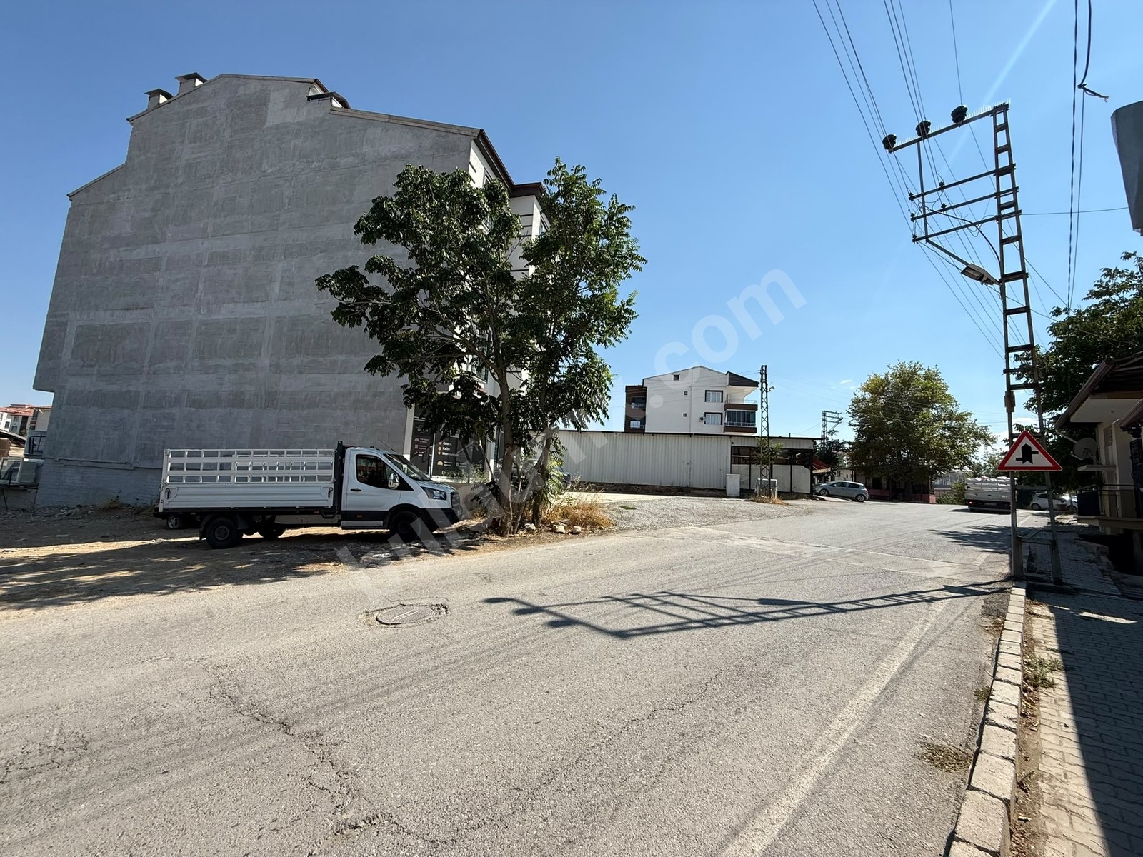 Elmasuyunda Satılık 1166 M² Ticari+Konut İmarlı Arsalar - Fotoğraf 6