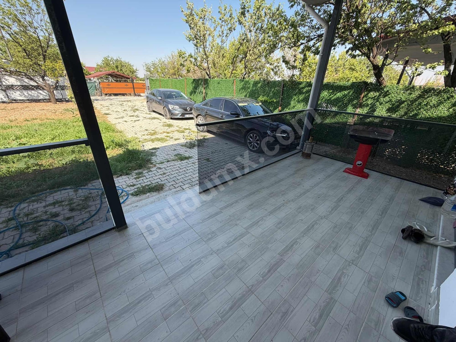 ACİLL !!! HAVAALANI'NIN KARŞISINDA SATILIK MÜSTAKİL EV - Fotoğraf 1