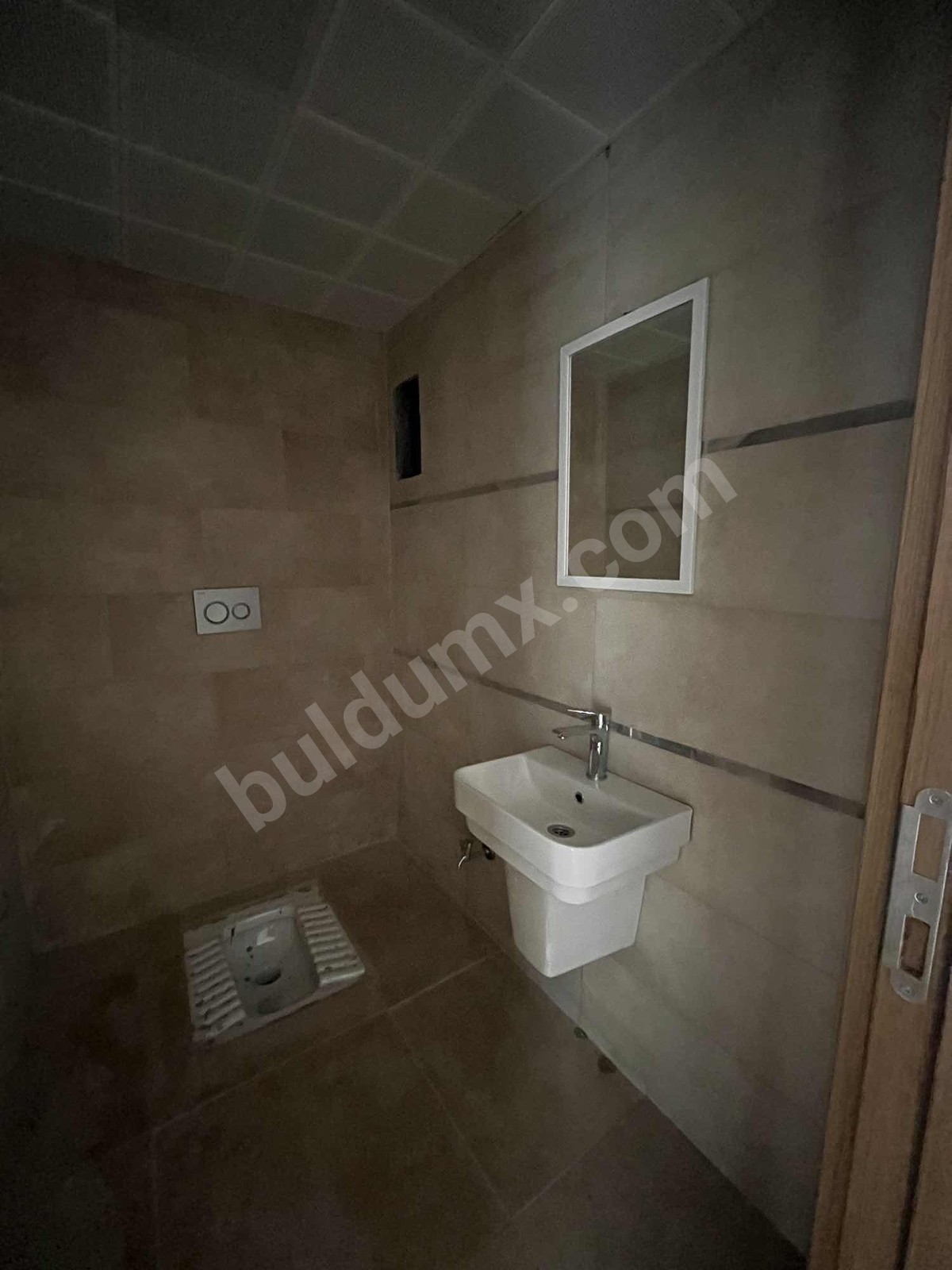 VADİ MALDİA'DAN TAŞTEPE TOKİLERDE 3+1 KİRALIK ARAKAT DAİRE - Fotoğraf 7