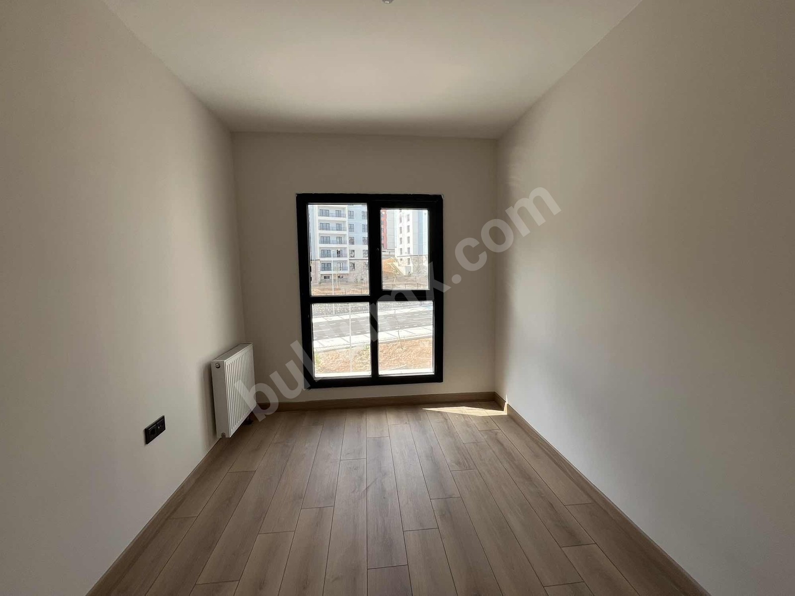 VADİ MALDİA'DAN TAŞTEPE TOKİLERDE 3+1 KİRALIK ARAKAT DAİRE - Fotoğraf 4