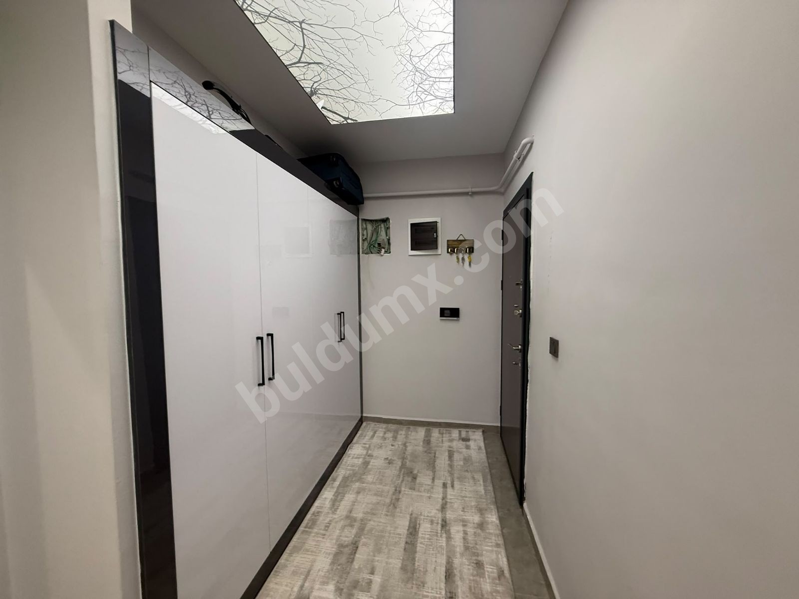 SATILIK 165 M2 NET TECDE ANA CADDE ÜZERİ 3. ARA KAT - Fotoğraf 11