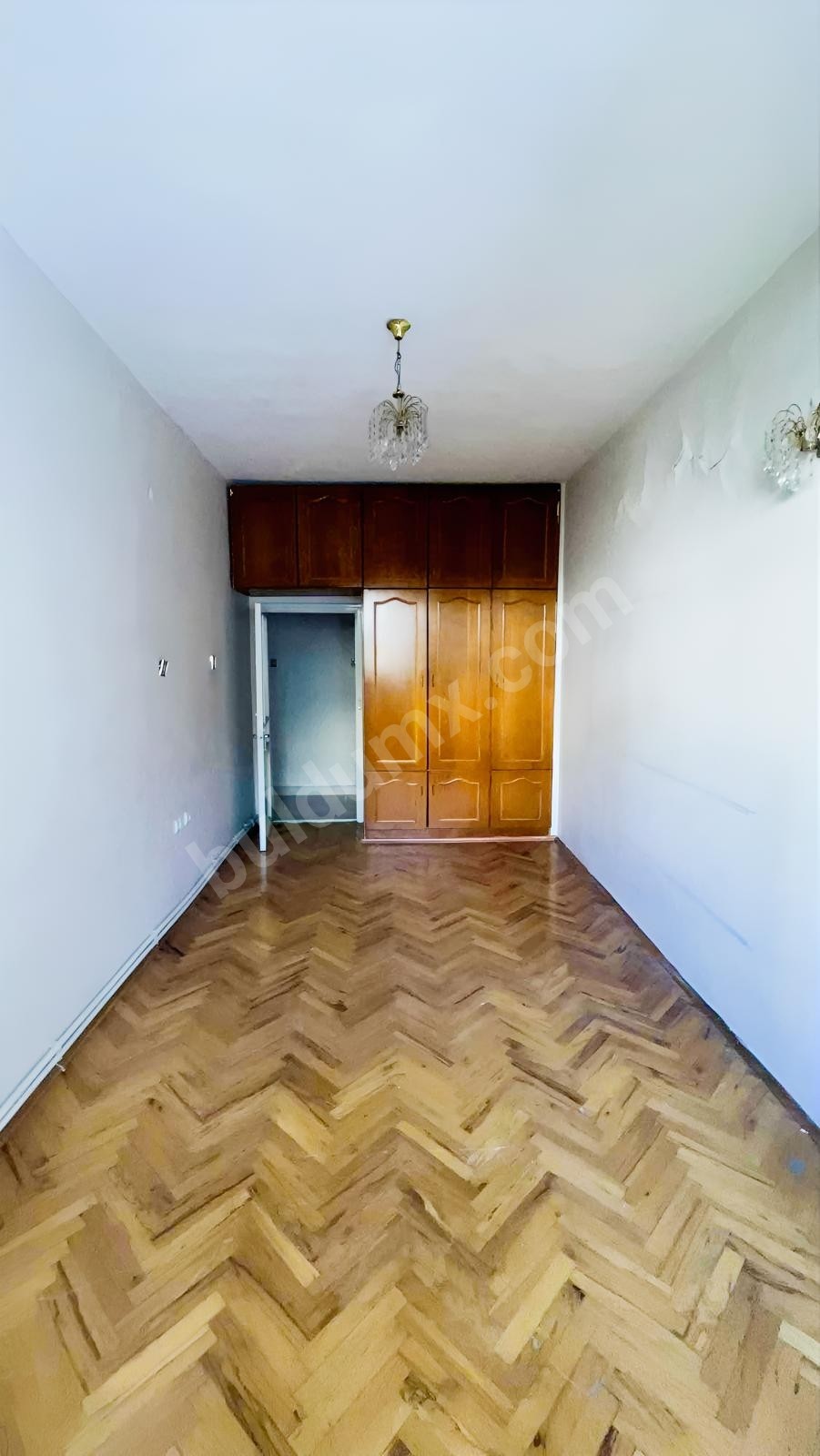 VADİ MALDİADAN KANALBOYUNDA MADO ÜSTÜ 3+1 KİRALIK DAİRE - Fotoğraf 2