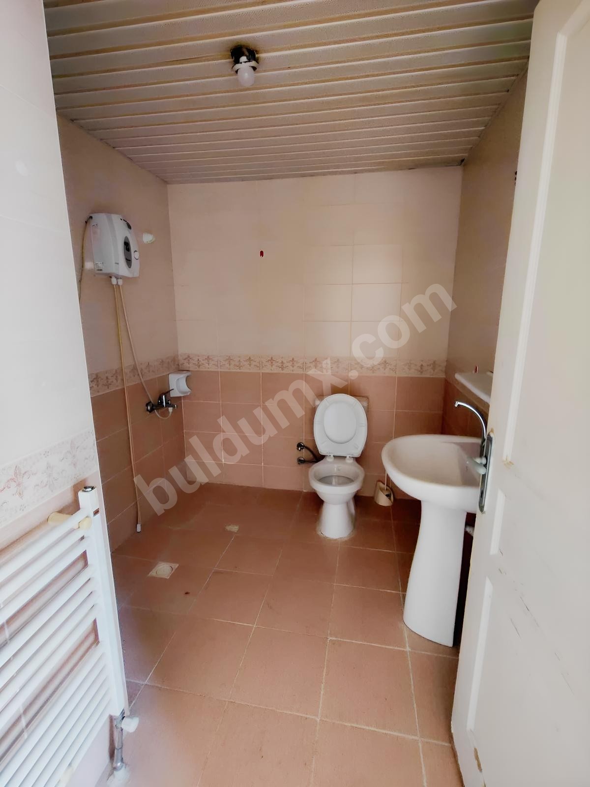 VADİ MALDİA'DAN BAŞHARIK TOKİLERDE SATILIK 1+1 DAİRE - Fotoğraf 8
