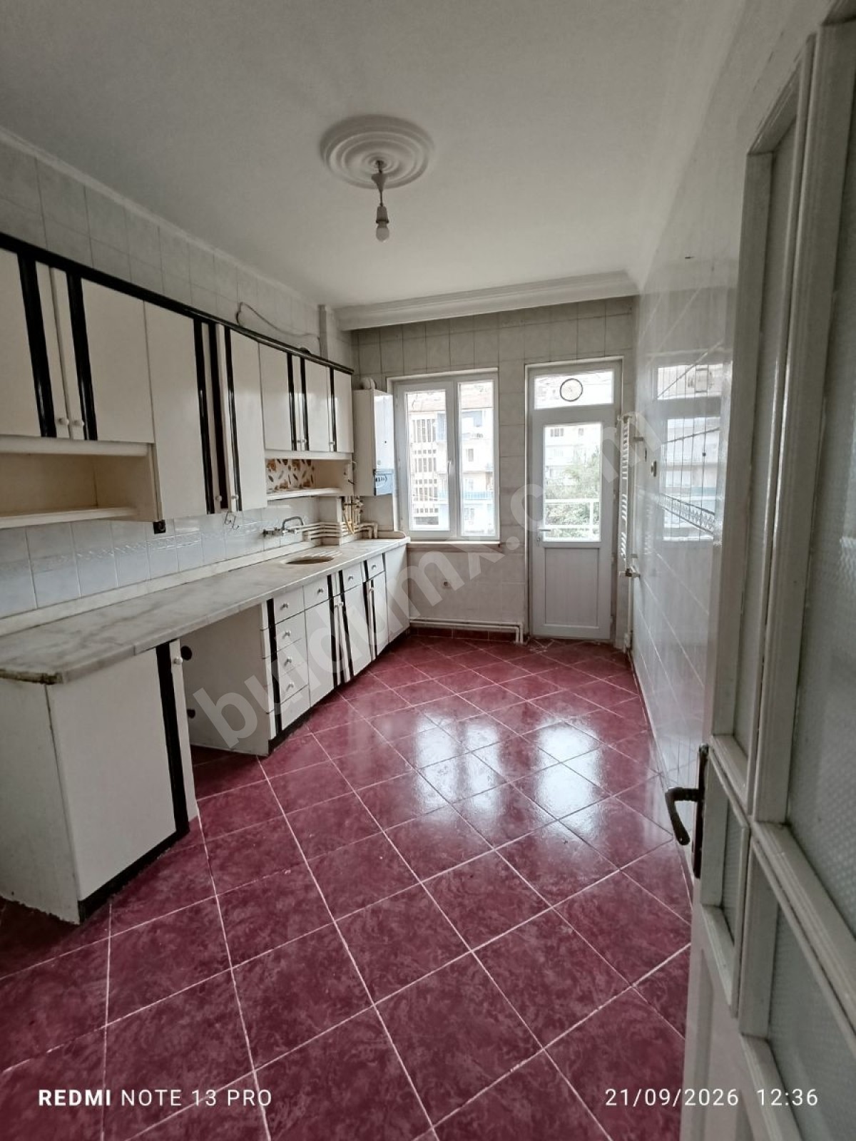 HASAN VAROL'DA KİRALIK 3+1 ARA KAT DAİRE !!! - Fotoğraf 10