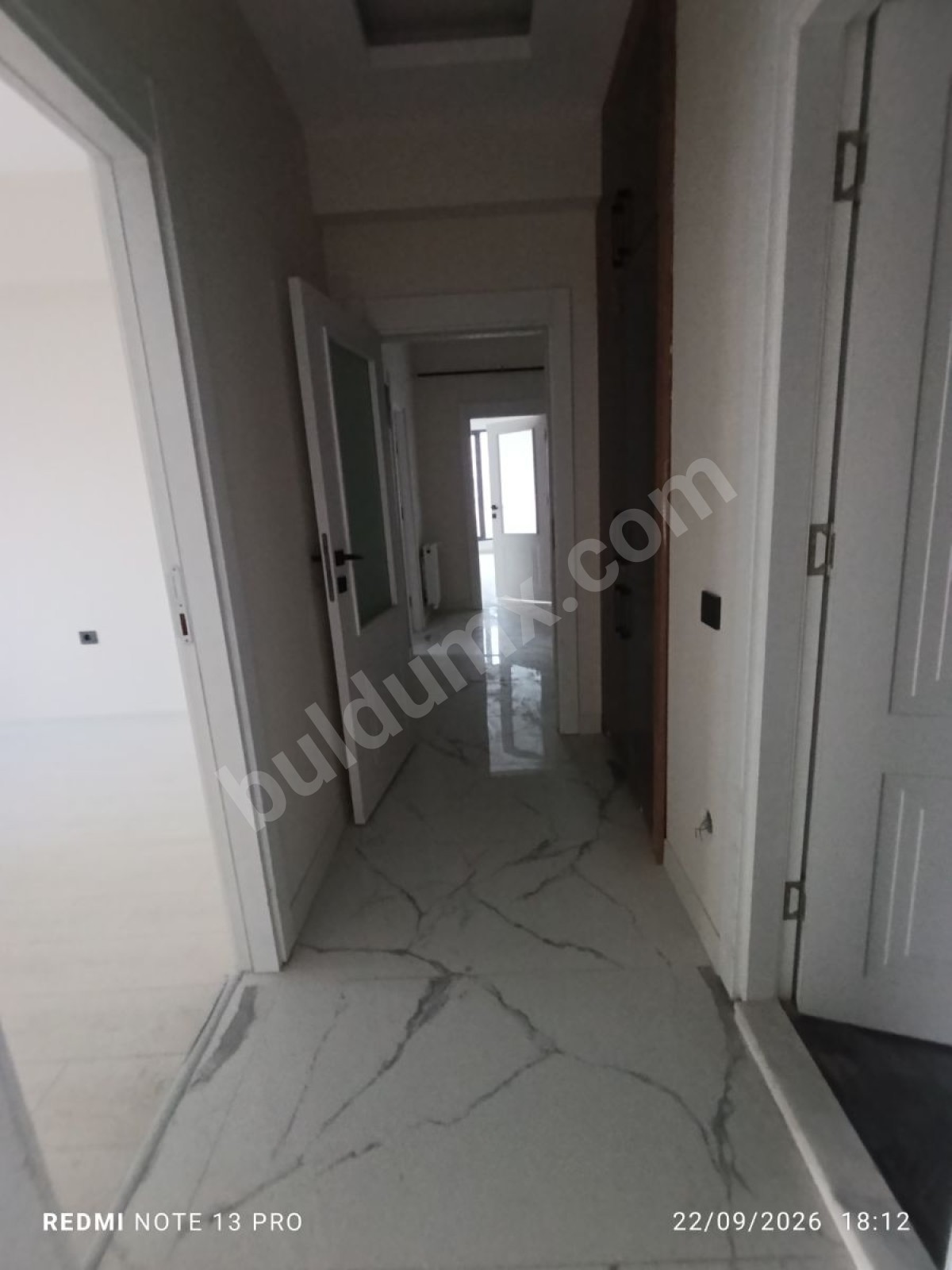 TECDE KARAKOLU'NUN HEMEN YAKININDA ARA KAT KİRALIK 3+1 DAİRE ! - Fotoğraf 5