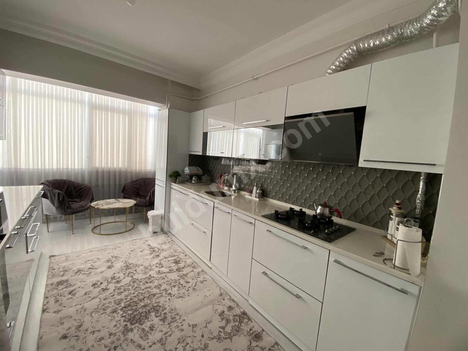 VADİ MALDİA'dan ÇARŞI MERKEZDE 3+1 UYGUN FİYATLI DAİRE - Fotoğraf 3