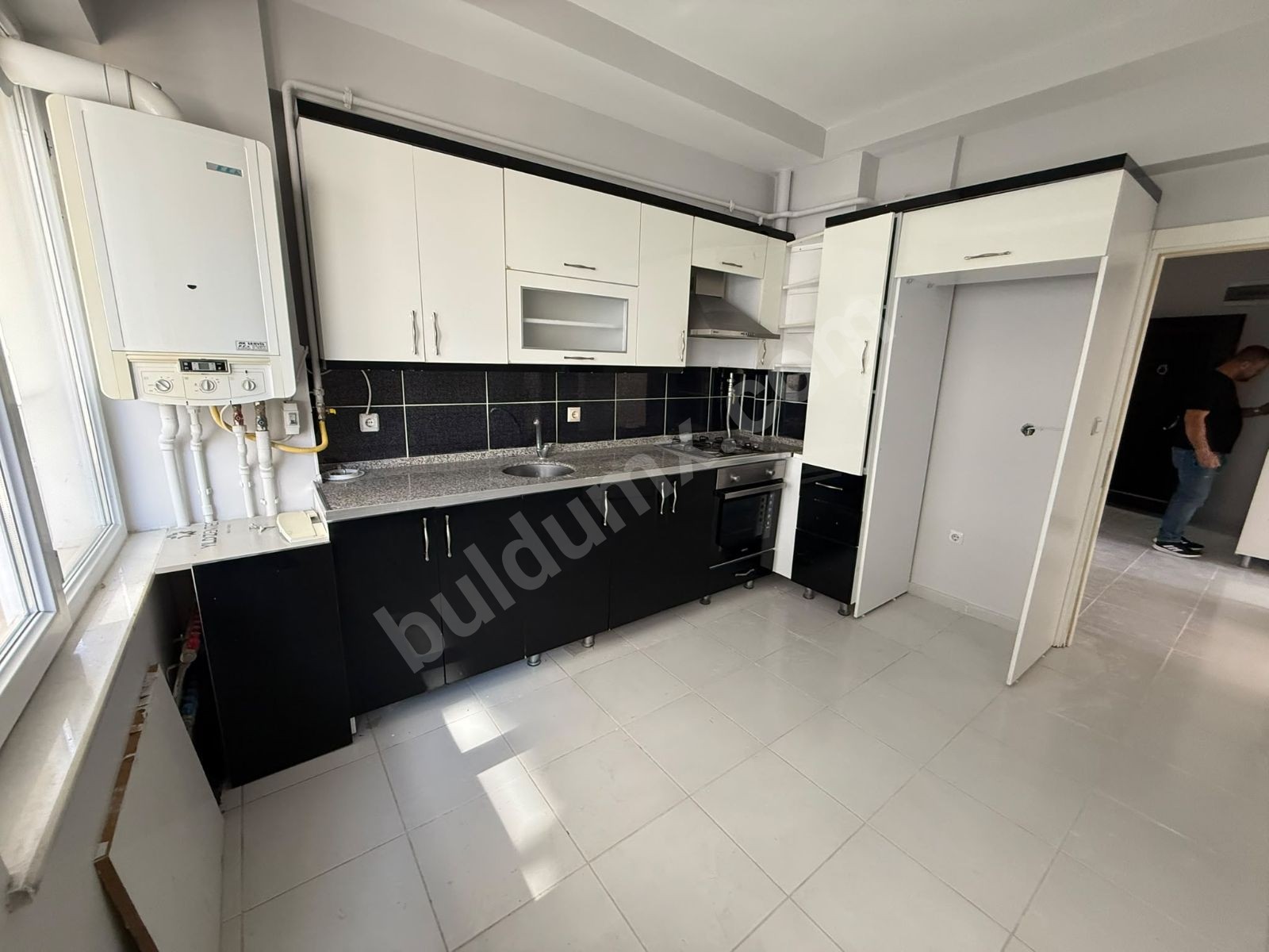 ŞEYHBAYRAMDA SATILIK 3+1 ARA KAT DAİRE - Fotoğraf 6