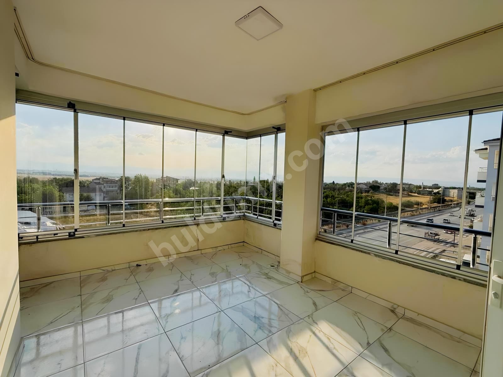 VADİ MALDİA'DAN YEŞİLTEPE MAHALLESİNDE SATILIK 3+1 FIRSAT DAİRE - Fotoğraf 3
