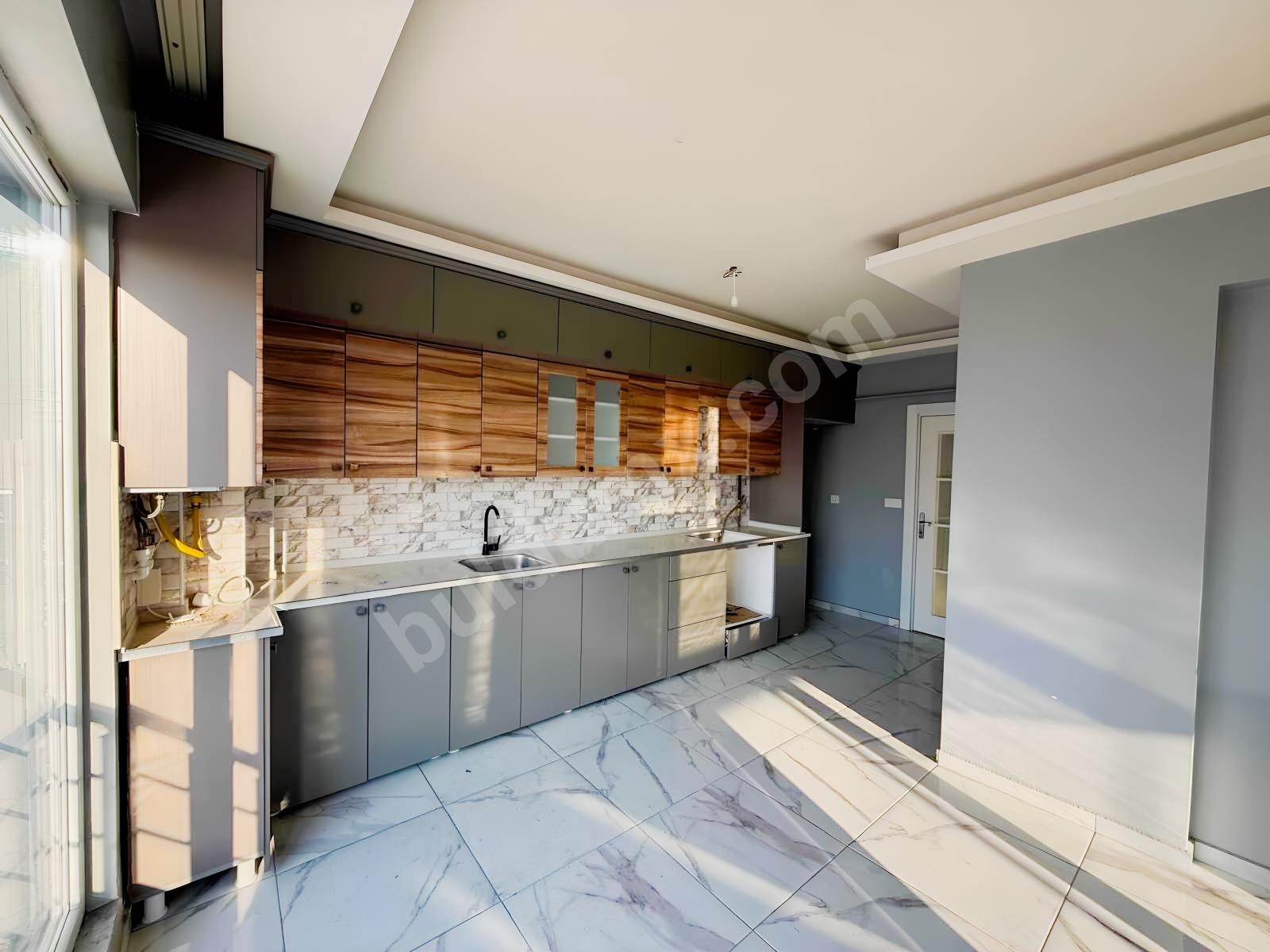 VADİ MALDİA'DAN YEŞİLTEPE MAHALLESİNDE SATILIK 3+1 FIRSAT DAİRE - Fotoğraf 5