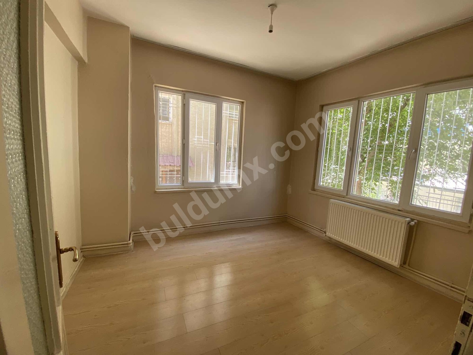 VADİ MALDİA'dan Hasanvarol 'da merkezi konumda kiralık daire - Fotoğraf 8