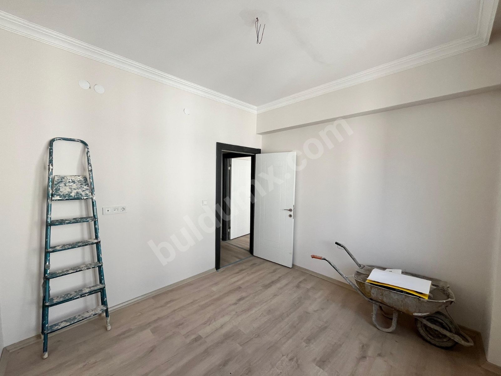 Başharıkta satılık sıfır daire - Fotoğraf 9