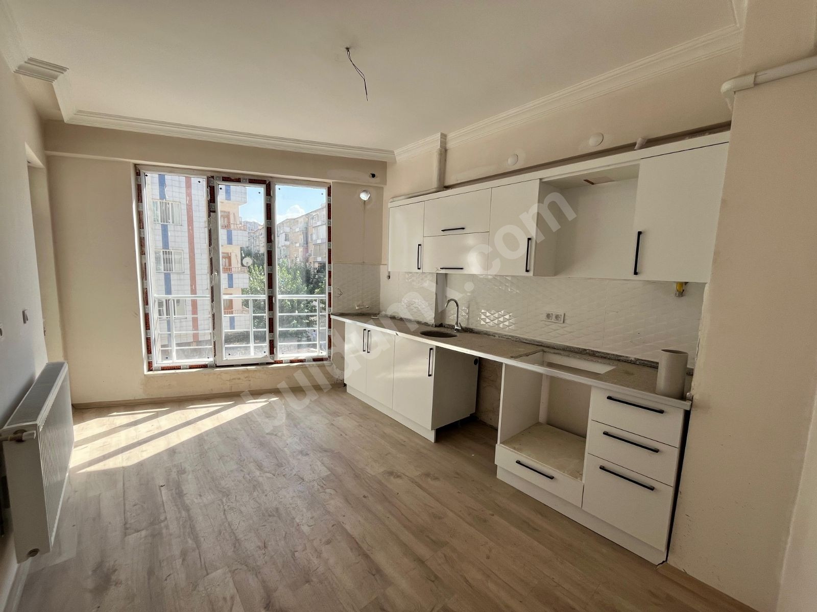 Başharıkta satılık sıfır daire - Fotoğraf 4