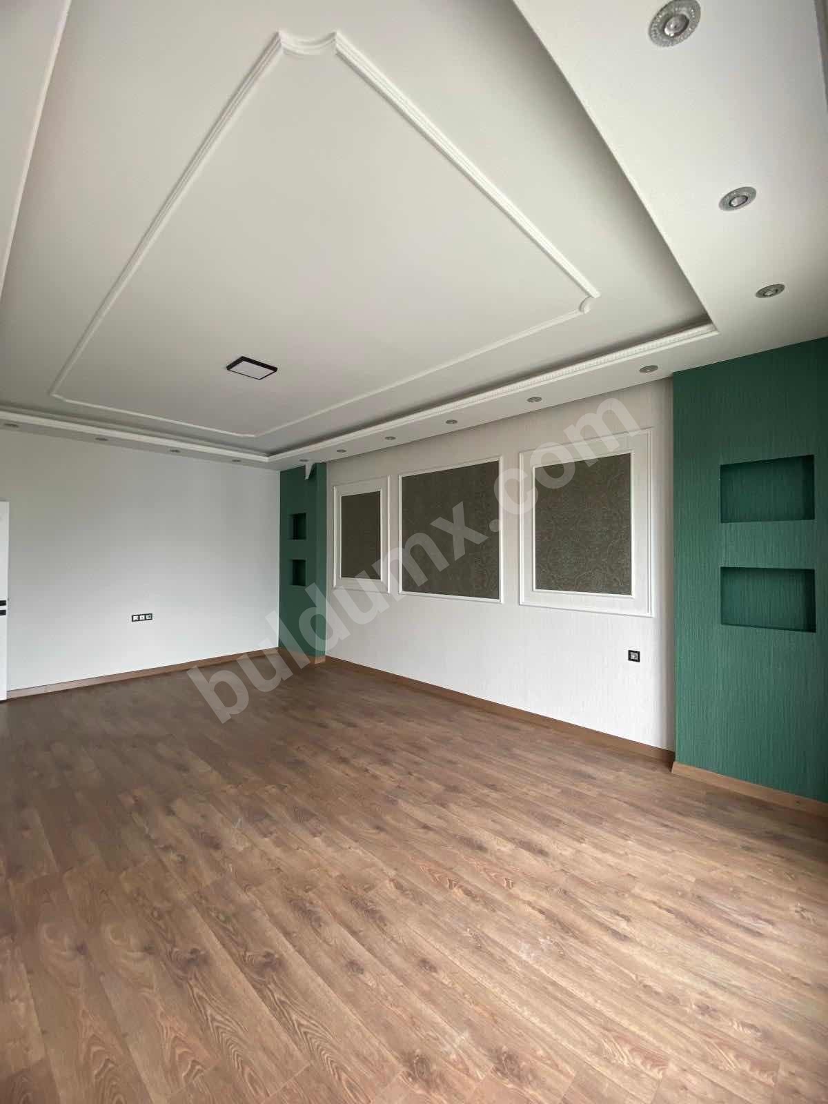 VADİ MALDİA DAN KARAKAVAK MEVA SİTESİNDE SATILIK LÜKS 4+1 DAİRE - Fotoğraf 12