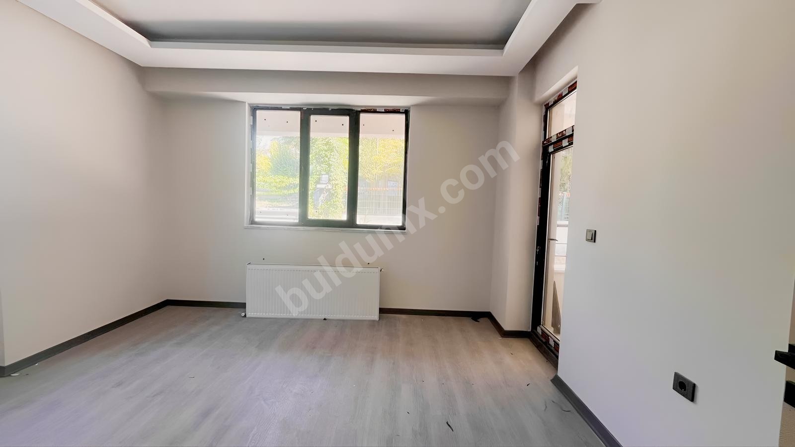VADİ MALDİADAN OTURUMA HAZIR ZEMİN KAT SATILIK 2+1 - Fotoğraf 7