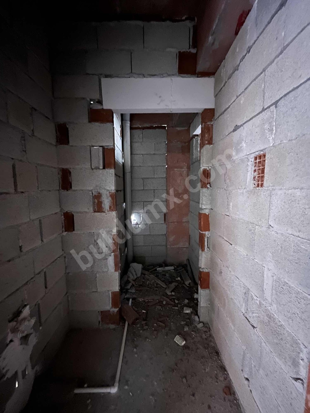 VADİ MALDİA'DAN KARAKAVAK'TA YERİNDE DÖNÜŞÜM 2+1 SATILIK DAİRE - Fotoğraf 2