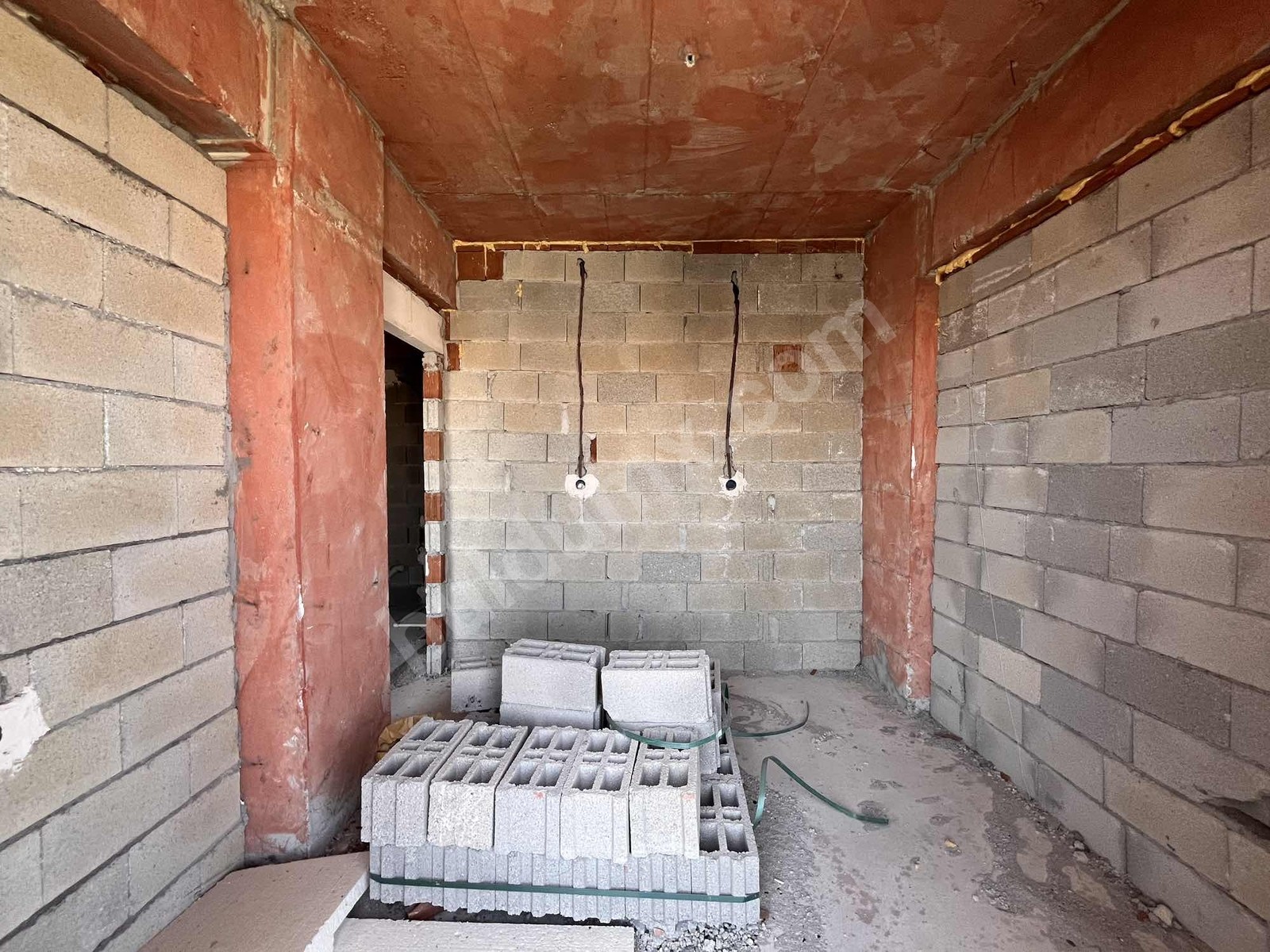 VADİ MALDİA'DAN KARAKAVAK'TA YERİNDE DÖNÜŞÜM 2+1 SATILIK DAİRE - Fotoğraf 9