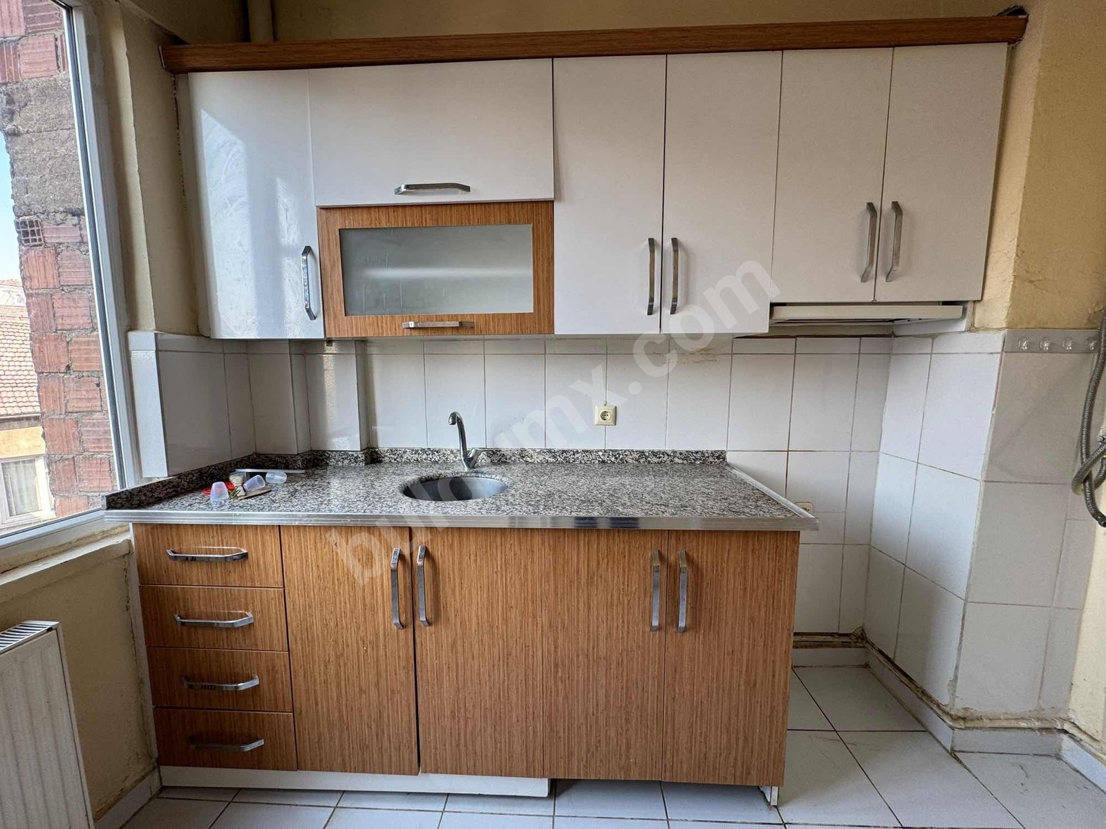 ÜÇGEN PARK KARŞISINDA 2+1 DOĞALGAZLI KİRALIK DAİRE - Fotoğraf 3