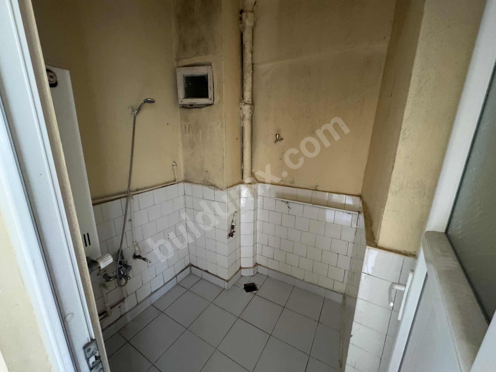 ÜÇGEN PARK KARŞISINDA 2+1 DOĞALGAZLI KİRALIK DAİRE - Fotoğraf 10