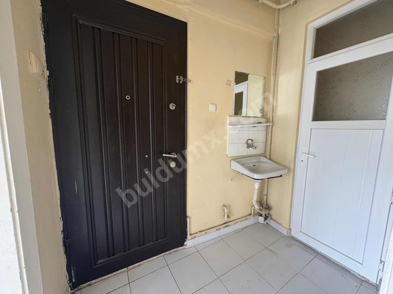 ÜÇGEN PARK KARŞISINDA 2+1 DOĞALGAZLI KİRALIK DAİRE - Fotoğraf 8