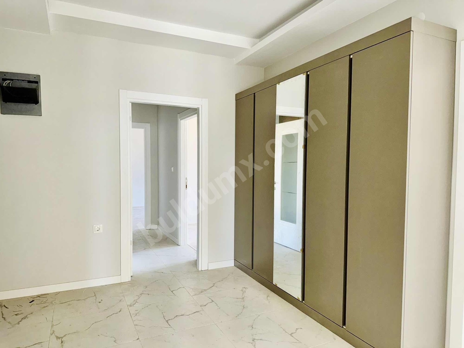 ENES IŞIK 'tan YAKINCA DA 3+1 DÜKKAN ÜSTÜ DELUXE DAİRE - Fotoğraf 7