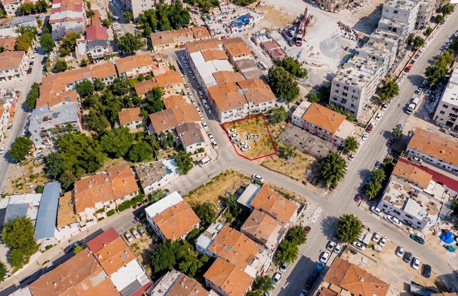 CEVHERİZADEDE MERKEZİ KONUM | 3 ADA 77 PARSEL | 1/4 ARSA PAYI - Fotoğraf 3