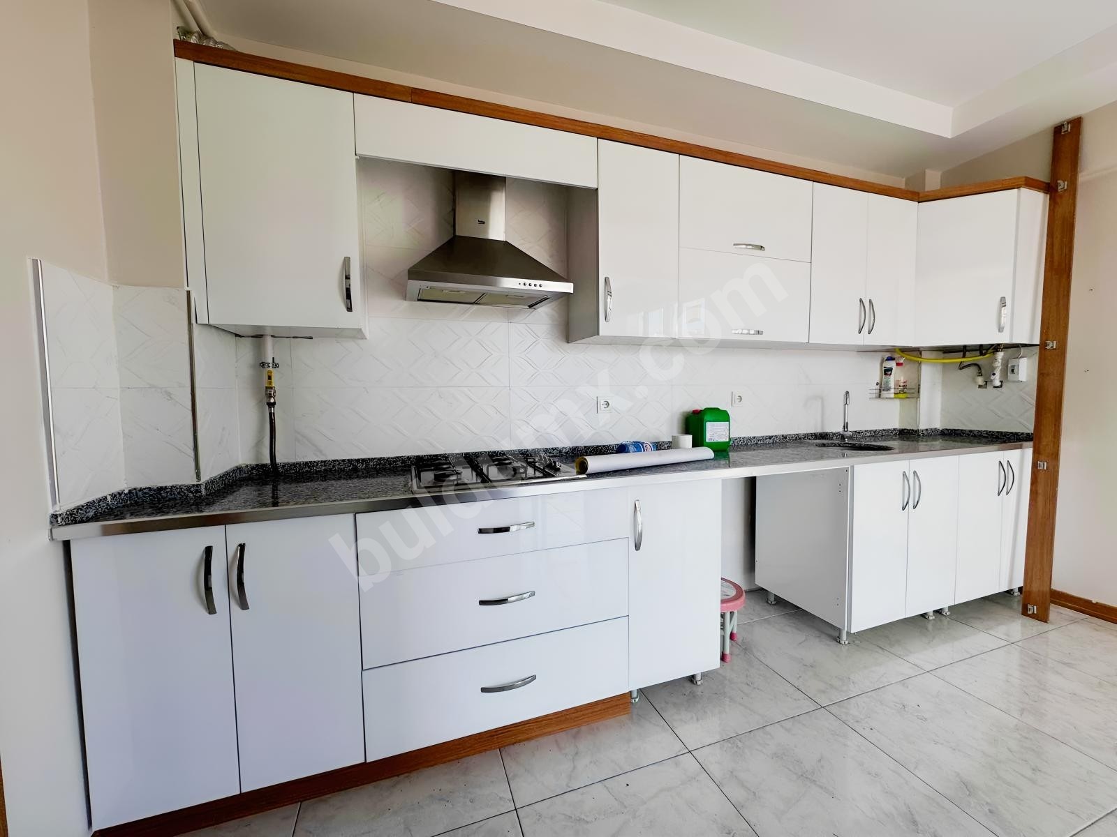YAKINCADA SATILIK 4+1 DAİRE - Fotoğraf 5