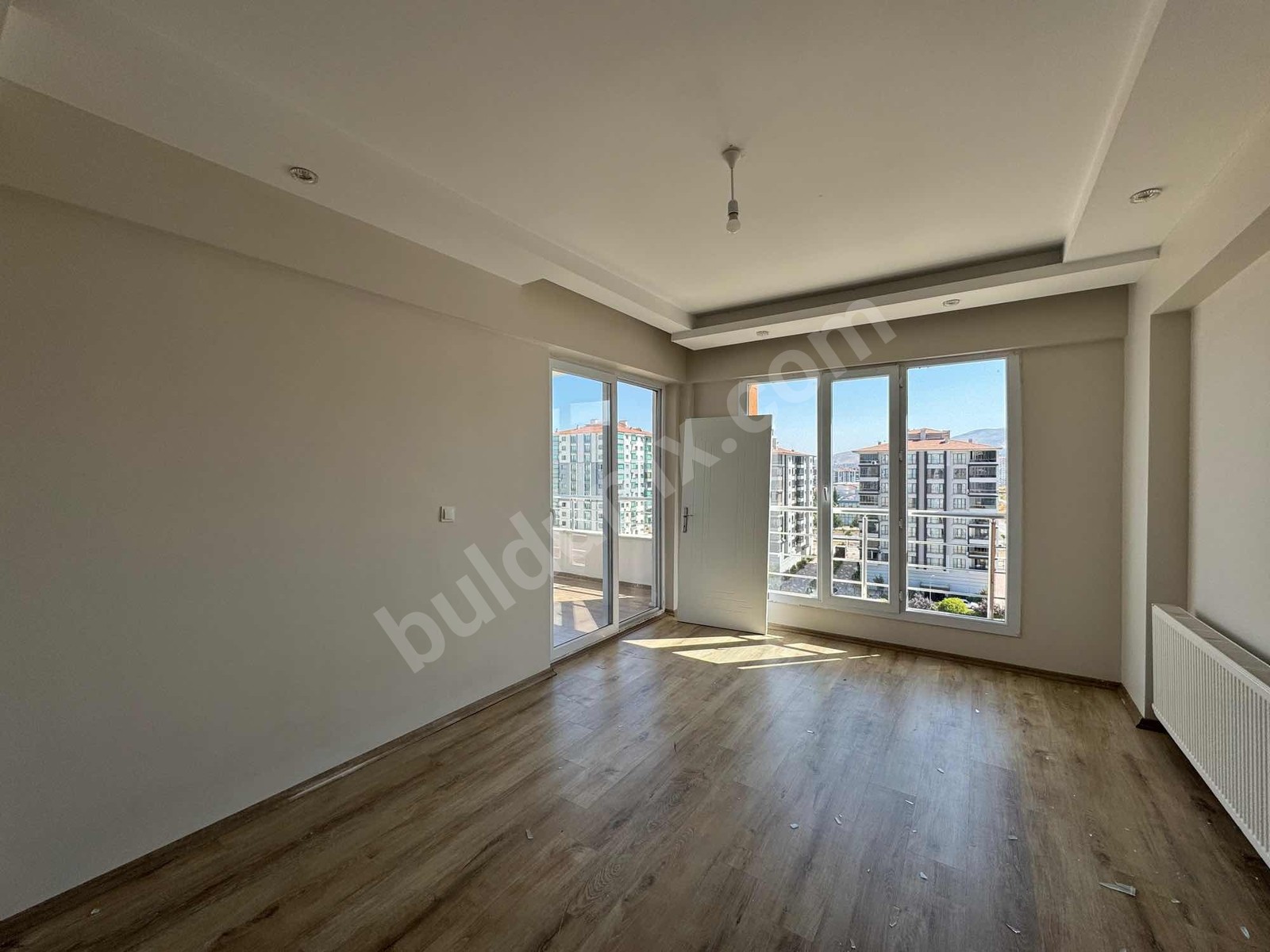 YAKINCADA SATILIK 4+1 DAİRE - Fotoğraf 7