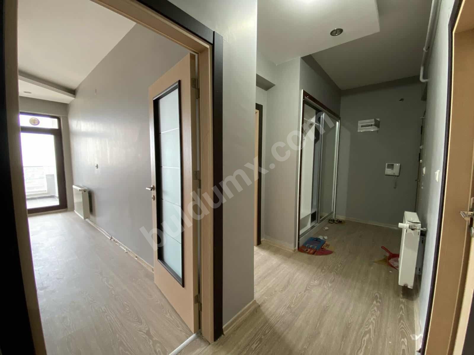ENES IŞIK'TAN YAKINCA MANAS EVLERİNDE 3+1 FIRSAT DAİRE - Fotoğraf 3