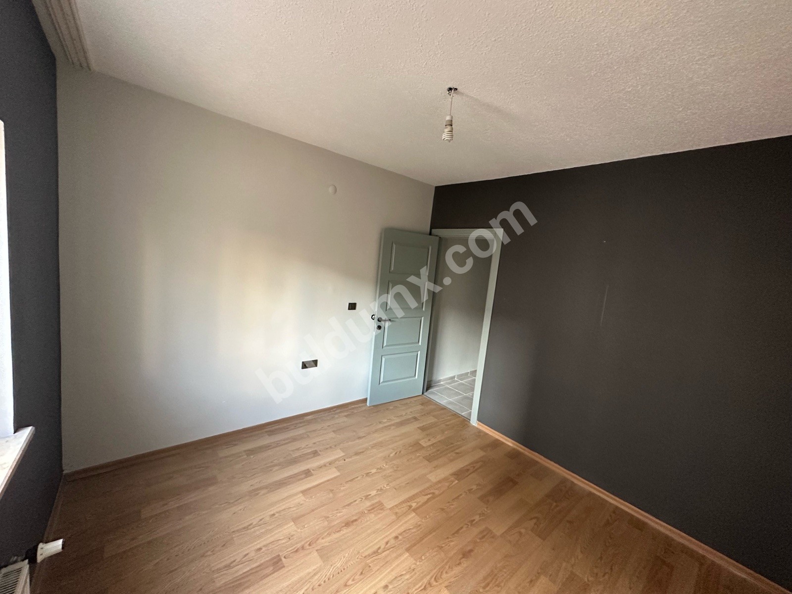 BEYDAĞI TOKŞDE KİRALIK ARA KAT DAİRE - Fotoğraf 11