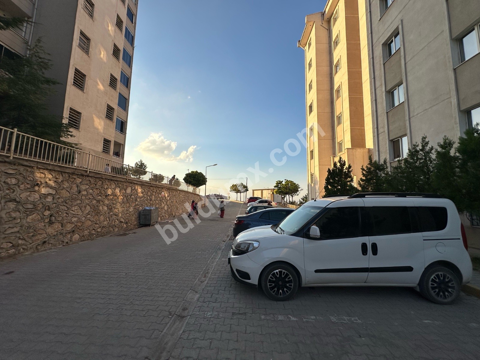 BEYDAĞI TOKŞDE KİRALIK ARA KAT DAİRE - Fotoğraf 3