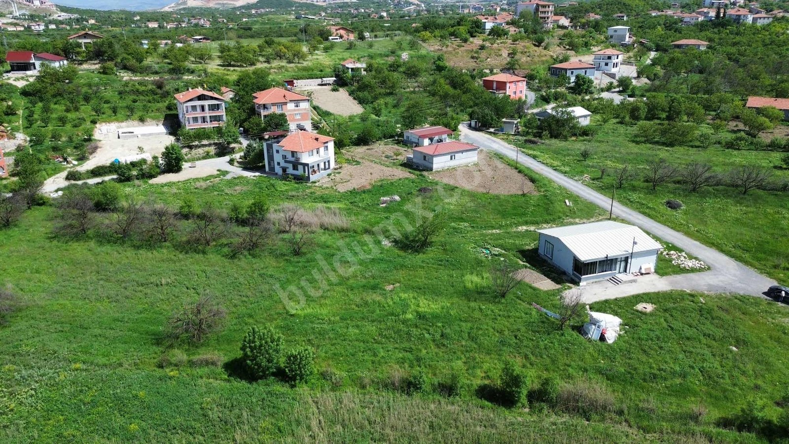 BEREKET'TEN ORDUZUDA 1060m² SATILIK MUHTEŞEM ARSA ACİLLL!! - Fotoğraf 2