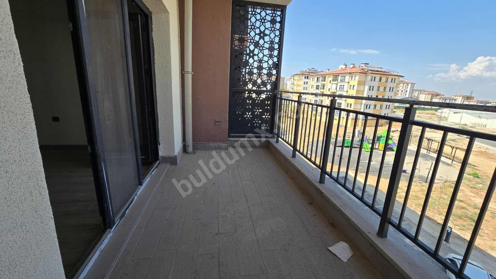 İKİZCE 2.BÖLGE 5.ETAPTA ACİL SATILIK ARA KAT DAİRE - Fotoğraf 5