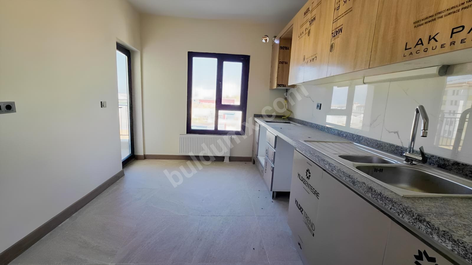 İKİZCE 2.BÖLGE 5.ETAPTA ACİL SATILIK ARA KAT DAİRE - Fotoğraf 4