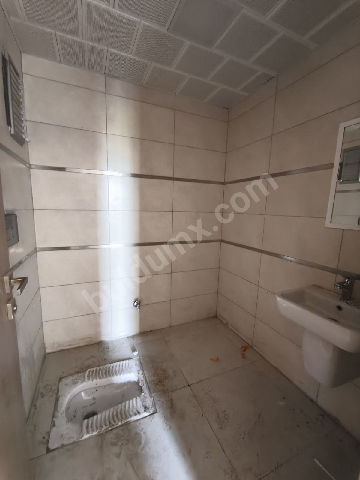 ÇÖŞNÜK ANA CADDE ÜZERİNDE SATILIK 3+1 TOKİ - Fotoğraf 3