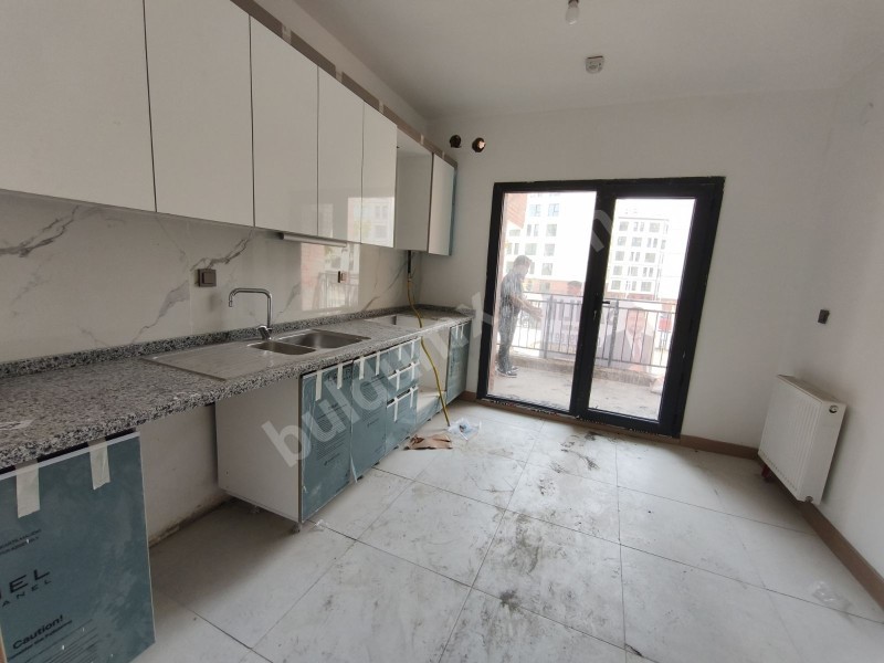 ÇÖŞNÜK ANA CADDE ÜZERİNDE SATILIK 3+1 TOKİ