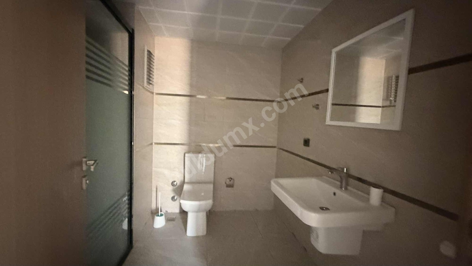 İKİZCE 2.BÖLGE 2.ETAPTA ANKASTRELİ 3+1 KİRALIK DAİRE - Fotoğraf 9