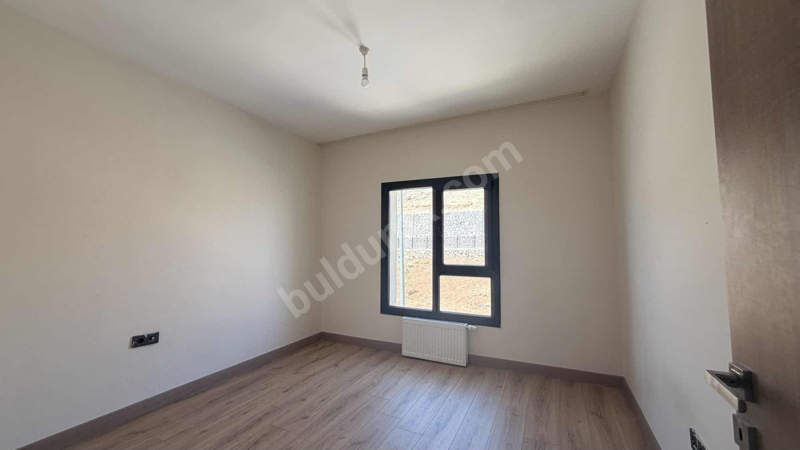 İKİZCE 2.BÖLGE 2.ETAPTA ANKASTRELİ 3+1 KİRALIK DAİRE - Fotoğraf 5