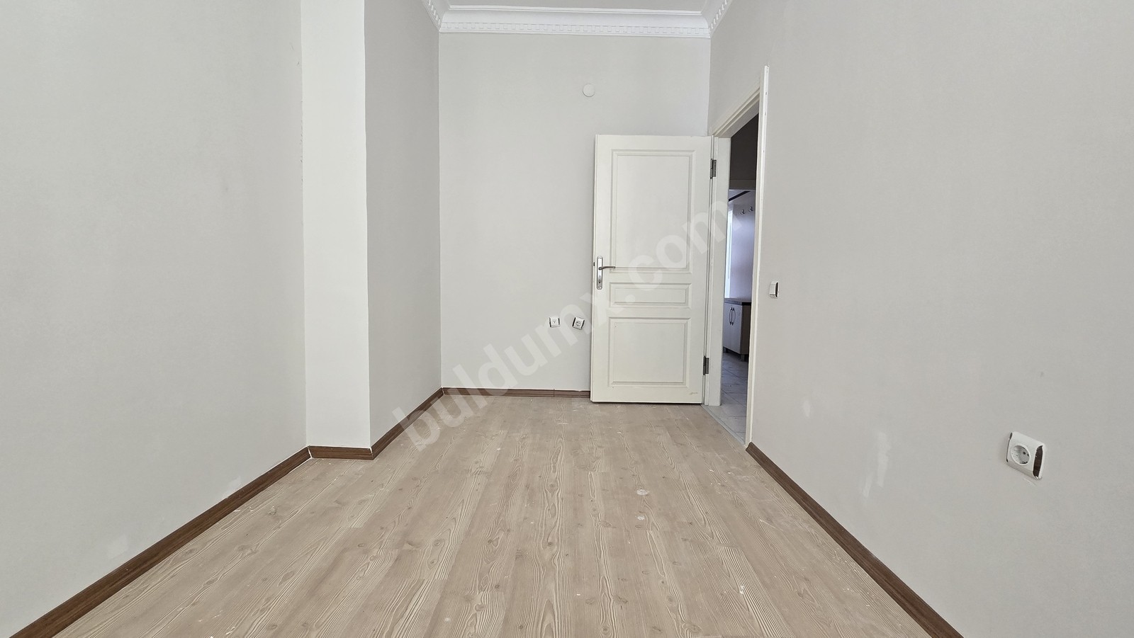 GENÇ GİRİŞİM'DEN HASANBEY ANA CADDE SATILIK DAİRE - Fotoğraf 11