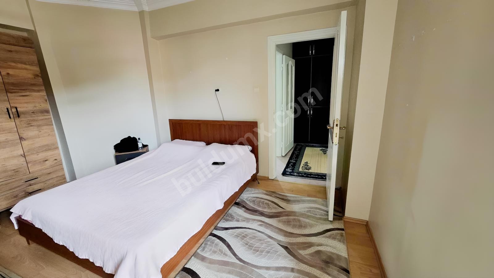GENÇ GİRİŞİMDEN İPEK CADDESİNDE 3+1 KİRALIK DAİRE - Fotoğraf 7