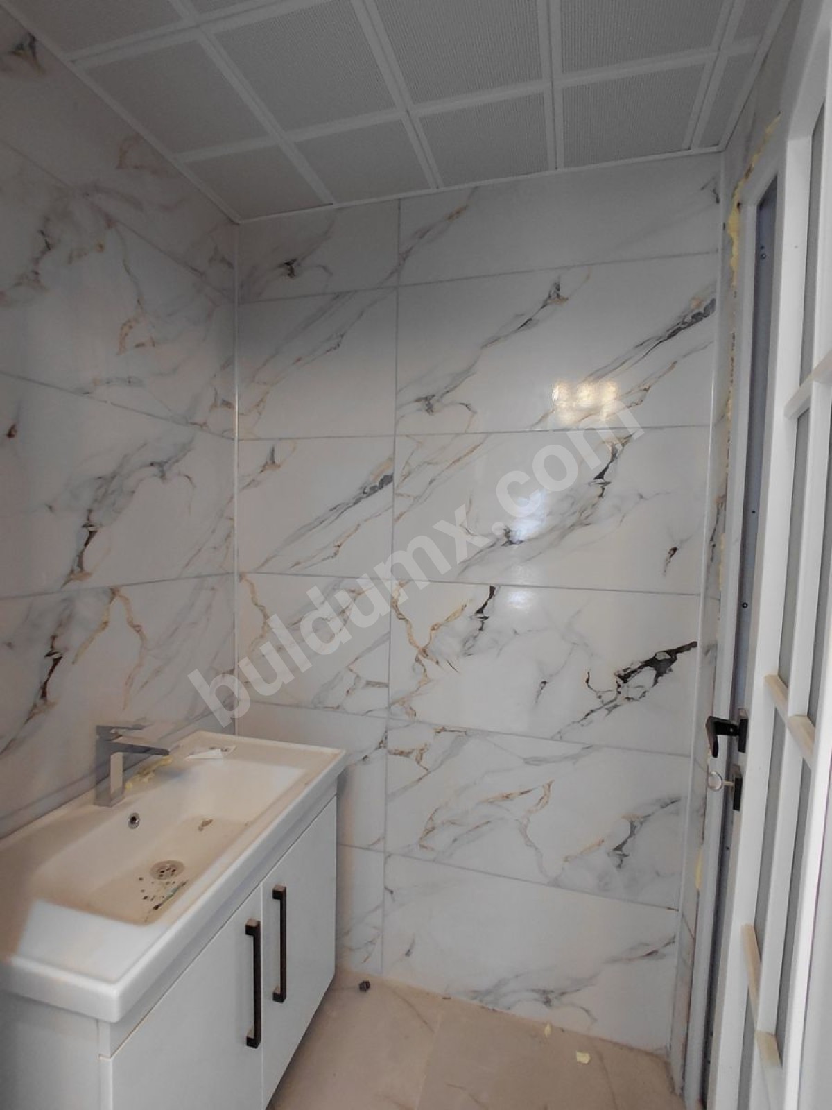 GENÇ GİRİŞİMDEN BOSTANBAŞINDA SIFIR 3+1 SATILIK DAİRE - Fotoğraf 3