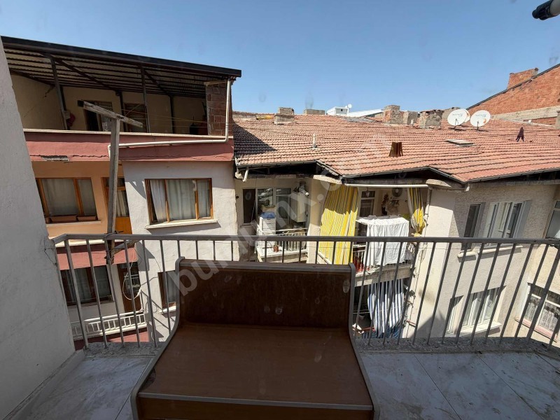 AVM NİN ARKASINDA KİRALIK FULL YAPILI 2+1 DAİRE