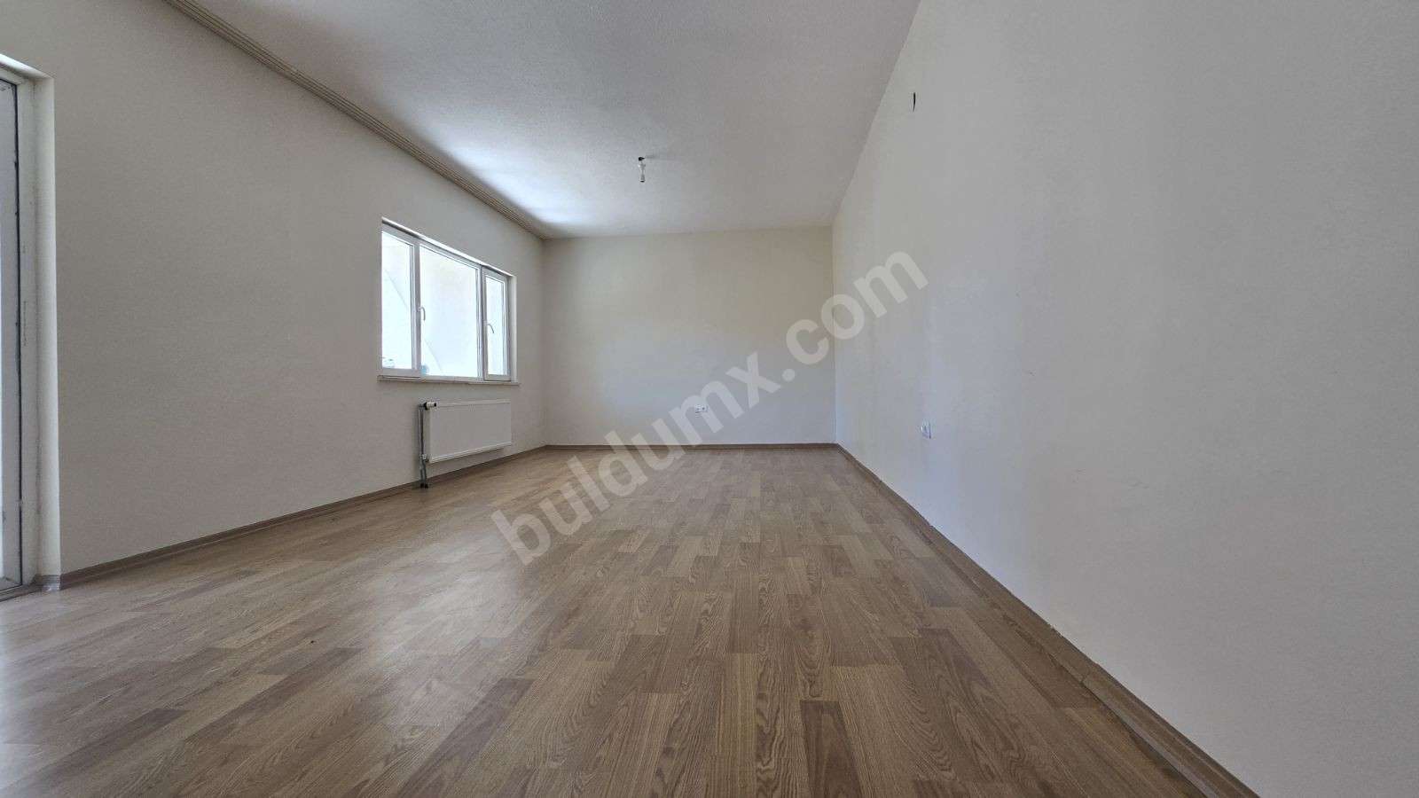TOKİ DE KİRALIK 3+1 DAİRE - Fotoğraf 12